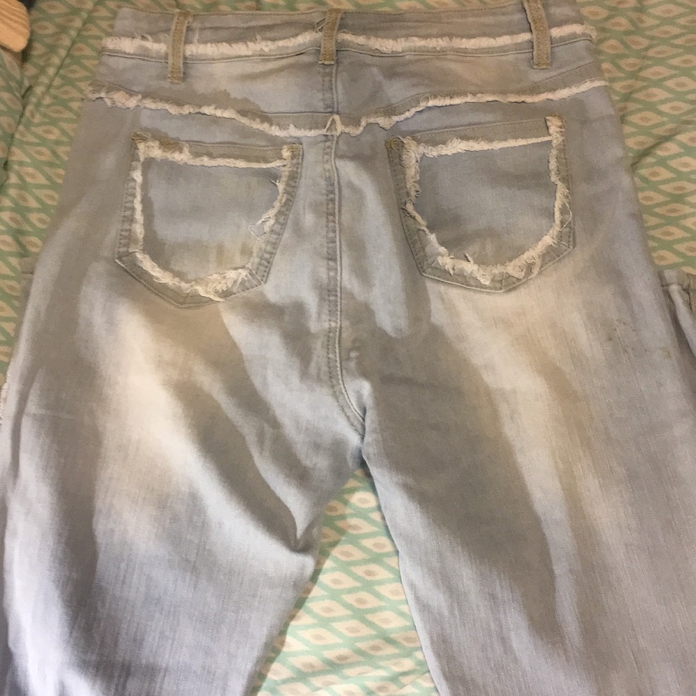 Jeans - Picture 2 of 3